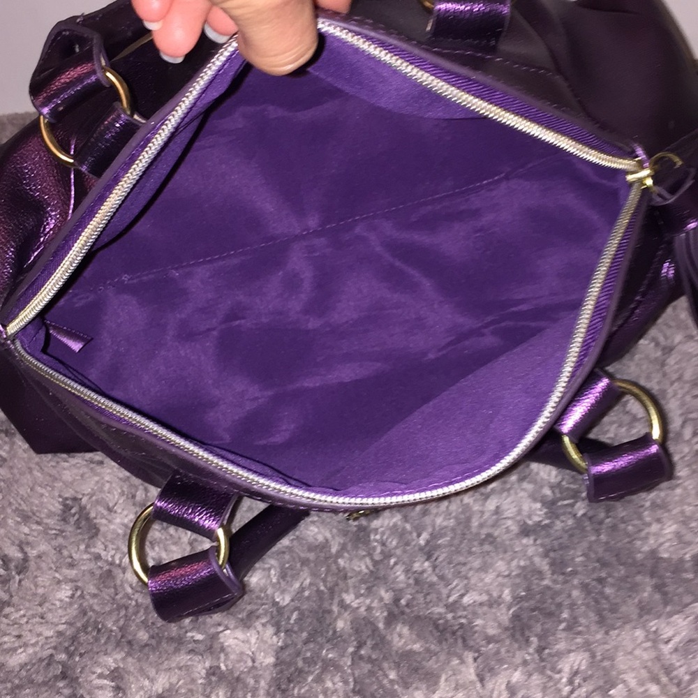 VS Bag💜 - Picture 3 of 6
